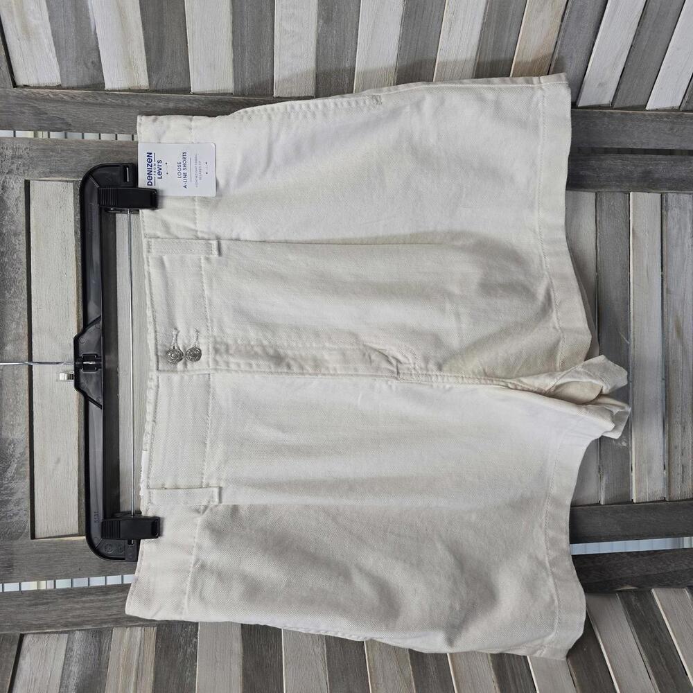 Women's High-Rise Loose A-Line Jean Shorts | Denizen from Levi's | 16 - Picture 1 of 9